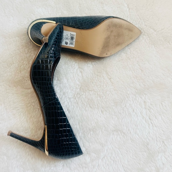 Navy Blue Croc Embossed Pumps Heels - Picture 4 of 15